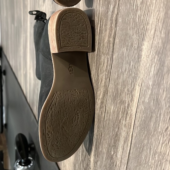 Ugg leather boots - Picture 5 of 7